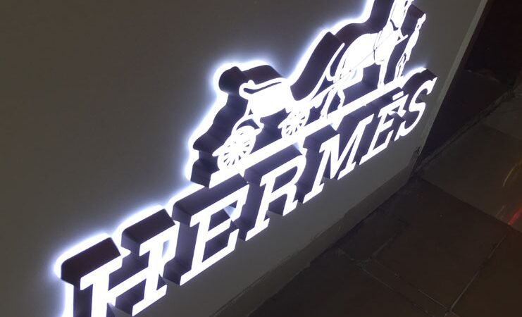 Cost-Effective LED Signs Illuminate Diverse Applications in Advertising Industry