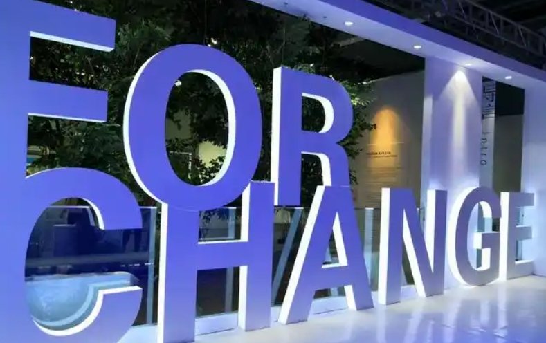 Resin Illuminated Letters vs. Common Illuminated Letters: Key Differences​